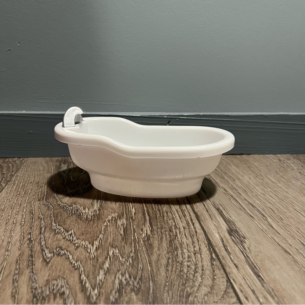 Kidkraft Bathtub 7 3/4" Long Plastic Dollhouse Toy